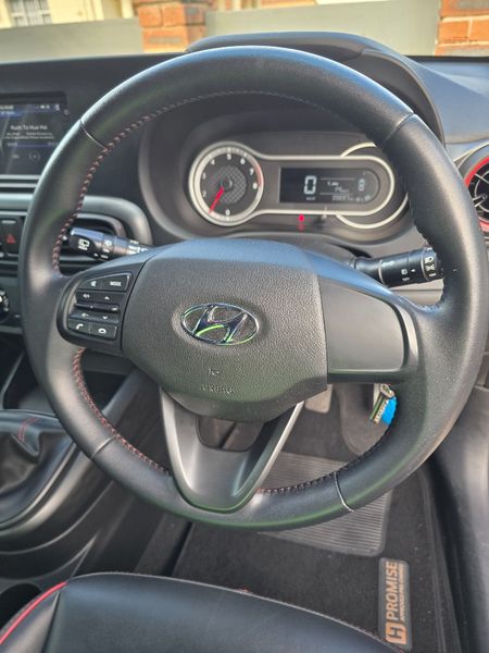 2023-Hyundai-Grand-i10-12-Fluid_10