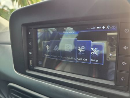 2023-Hyundai-Grand-i10-12-Fluid_27