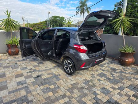 2023-Hyundai-Grand-i10-12-Fluid_31