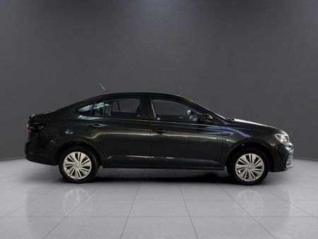 2024-Volkswagen-Polo-16-Classic-Auto_7