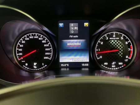 2017-Mercedes-AMG-GLC-43-AMG-4Matic_2