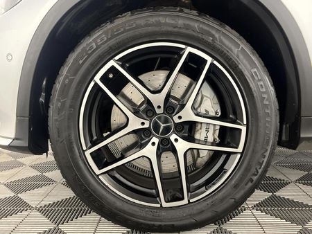 2017-Mercedes-AMG-GLC-43-AMG-4Matic_4