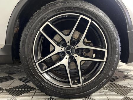 2017-Mercedes-AMG-GLC-43-AMG-4Matic_6