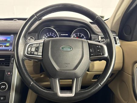 2015-Land-Rover-Discovery-Sport-20-Si4-HSE_12