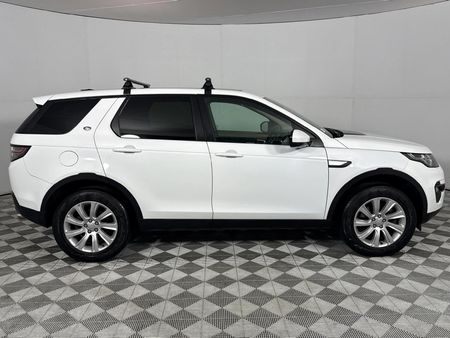 2015-Land-Rover-Discovery-Sport-20-Si4-HSE_17