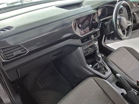 2022-Volkswagen-T-Cross-15-TSI-R-Line-Auto_13
