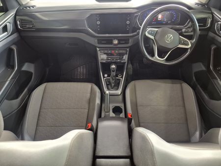 2022-Volkswagen-T-Cross-15-TSI-R-Line-Auto_18