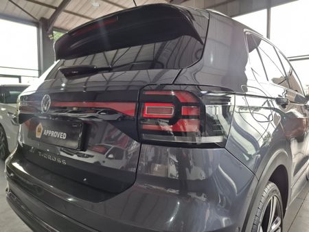 2022-Volkswagen-T-Cross-15-TSI-R-Line-Auto_22