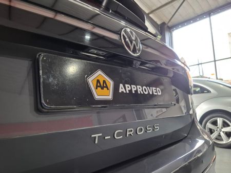 2022-Volkswagen-T-Cross-15-TSI-R-Line-Auto_24