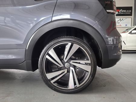 2022-Volkswagen-T-Cross-15-TSI-R-Line-Auto_27