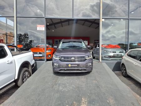 2022-Volkswagen-T-Cross-15-TSI-R-Line-Auto_37