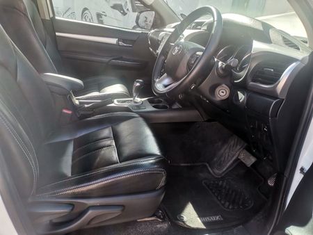 2022-Toyota-Hilux-28-GD-6-Raised-Body-Raider-Auto-Double-Cab-Diese_9