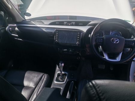 2022-Toyota-Hilux-28-GD-6-Raised-Body-Raider-Auto-Double-Cab-Diese_11