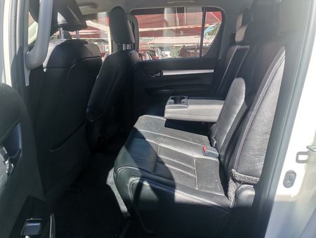 2022-Toyota-Hilux-28-GD-6-Raised-Body-Raider-Auto-Double-Cab-Diese_8