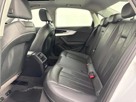 2017-Audi-A4-20-TDI-Auto-40-TDI_2