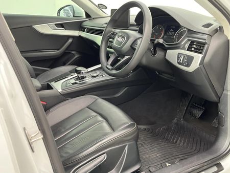 2017-Audi-A4-20-TDI-Auto-40-TDI_8