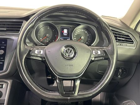 2019-Volkswagen-Tiguan-Allspace-20-TDI-Comfortline-4Motion-Auto_11