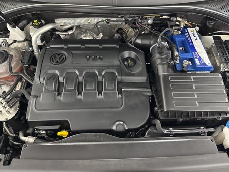 2019-Volkswagen-Tiguan-Allspace-20-TDI-Comfortline-4Motion-Auto_13