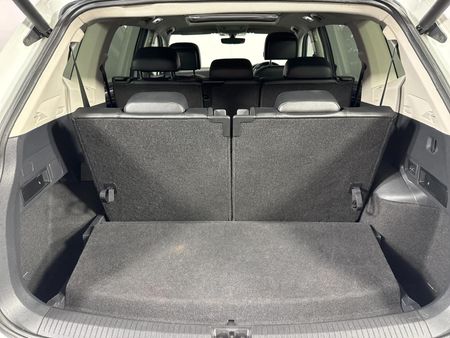 2019-Volkswagen-Tiguan-Allspace-20-TDI-Comfortline-4Motion-Auto_14