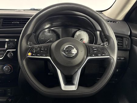 2018-Nissan-X-Trail-16-dCi-Visia-7-seat_12