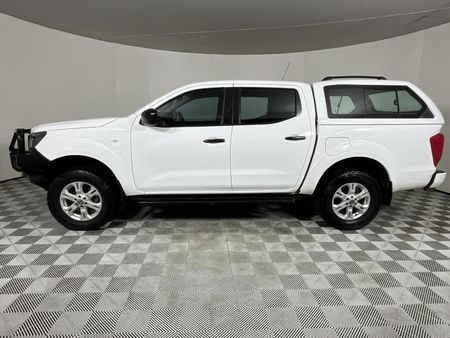 2022-Nissan-Navara-25-DDTi-SE-Plus-4X4-Double-Cab_17