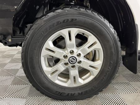 2022-Nissan-Navara-25-DDTi-SE-Plus-4X4-Double-Cab_4