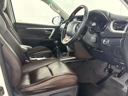 2016-Toyota-Fortuner-28-GD-6-4x4_9