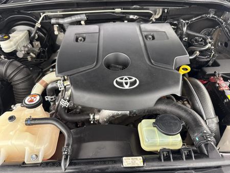 2018-Toyota-Hilux-28-GD-6-Raised-Body-Raider-Auto-Extended-Cab_13