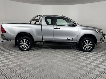 2018-Toyota-Hilux-28-GD-6-Raised-Body-Raider-Auto-Extended-Cab_17