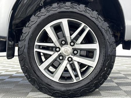 2018-Toyota-Hilux-28-GD-6-Raised-Body-Raider-Auto-Extended-Cab_4