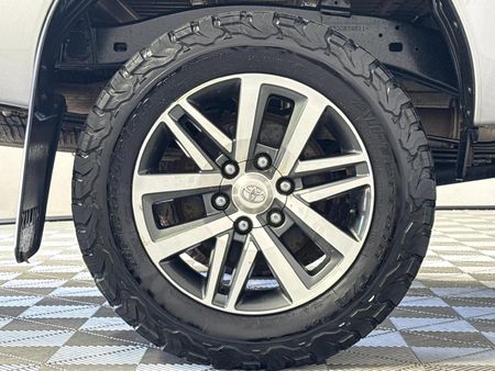 2018-Toyota-Hilux-28-GD-6-Raised-Body-Raider-Auto-Extended-Cab_6