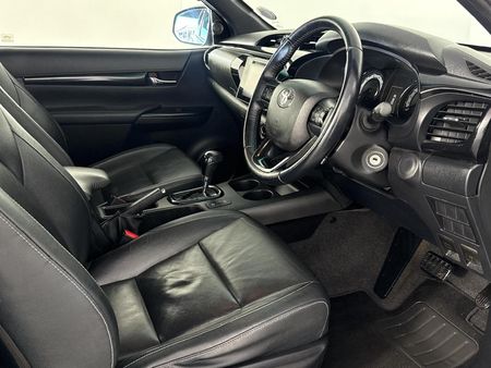 2018-Toyota-Hilux-28-GD-6-Raised-Body-Raider-Auto-Extended-Cab_8