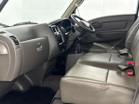 2021-Hyundai-H100-Bakkie-26D_6