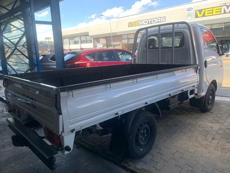 2024-Hyundai-H100-Bakkie-26D_4