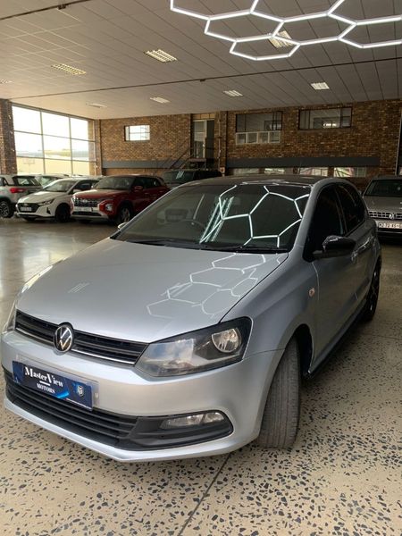 2024-Volkswagen-Polo-Vivo-14-Comfortline-5-dr_1