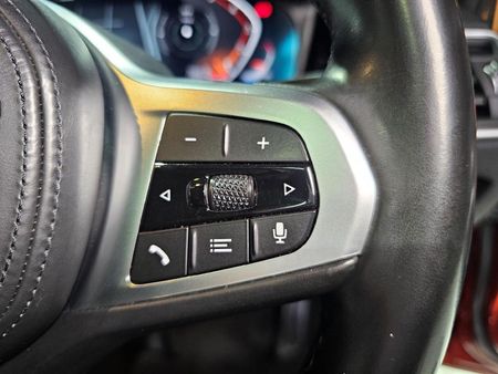 2021-BMW-3-Series-318i-M-Sport_16