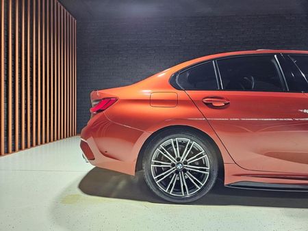 2021-BMW-3-Series-318i-M-Sport_27