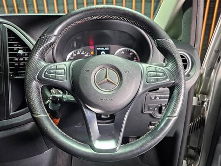 2021-Mercedes-Benz-Vito-116-22-CDI-Tourer-Select-XL-Auto_10