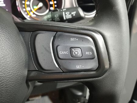 2024-Jeep-Wrangler_20