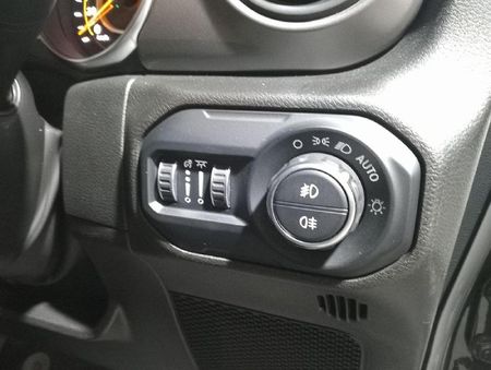 2024-Jeep-Wrangler_26