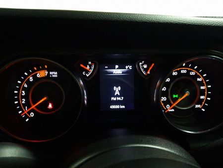 2024-Jeep-Wrangler_4