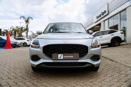 2025-Suzuki-Swift-12-GL_2