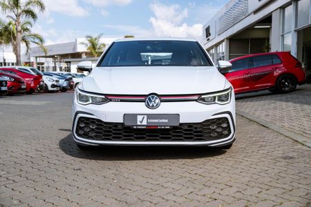 2023-Volkswagen-Golf-8-GTI-20-TSI-Auto_3