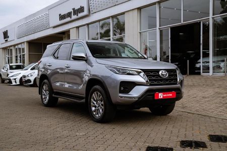 2022-Toyota-Fortuner-28-GD-6-Raised-Body-Auto_17