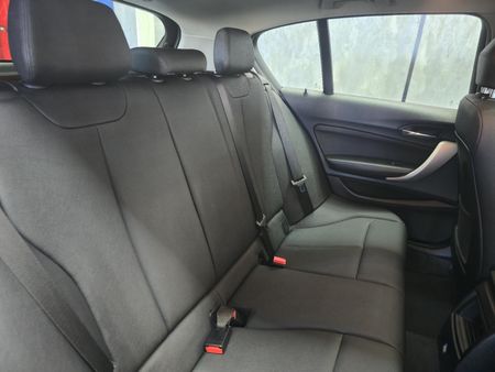 2017-BMW-1-Series-118i-5-dr-Auto_9