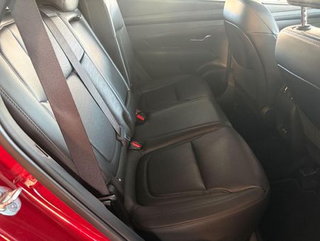 2025-Hyundai-Tucson-20-Premium-Auto_12
