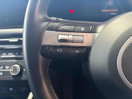 2025-Hyundai-Tucson-20-Premium-Auto_17