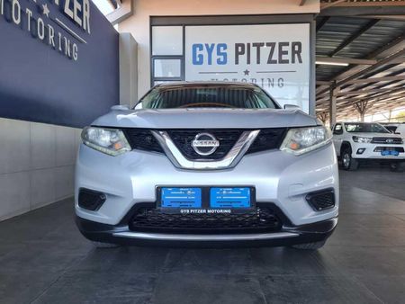 2016-Nissan-X-Trail-20-XE_1