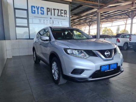 2016-Nissan-X-Trail-20-XE_3