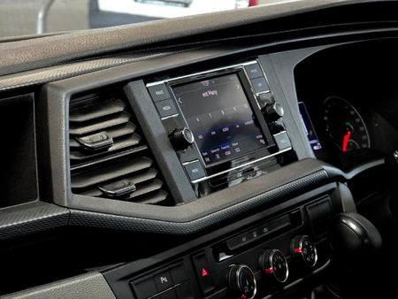 2024-Volkswagen-Kombi-T61-20-TDI-110kW-Auto-Trendline_18